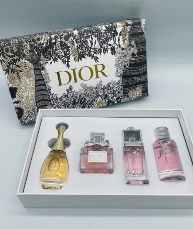 Dior Kit of 4 in 1 Perfume (30ML Each)