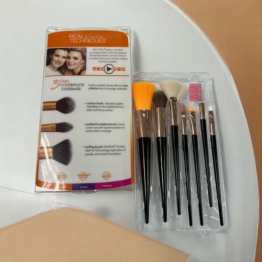 The Real Techniques Everyday Essentials Makeup Brushes